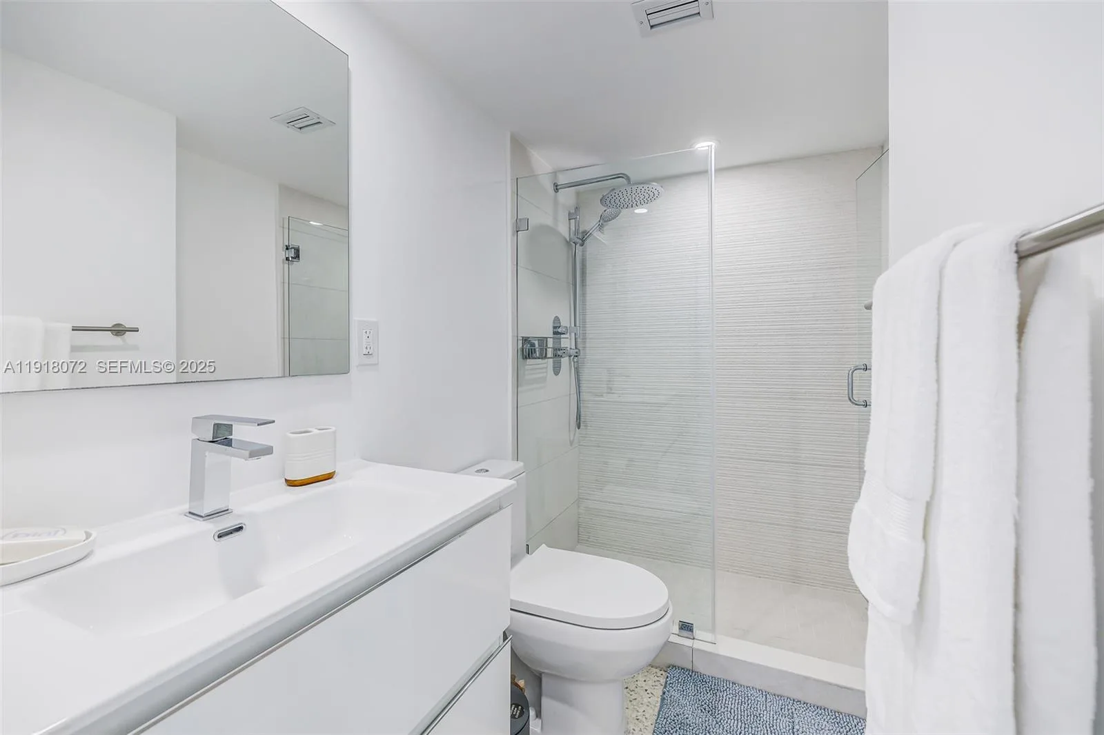 1865 Brickell Ave # A1911, Miami, FL 33129 photo 8