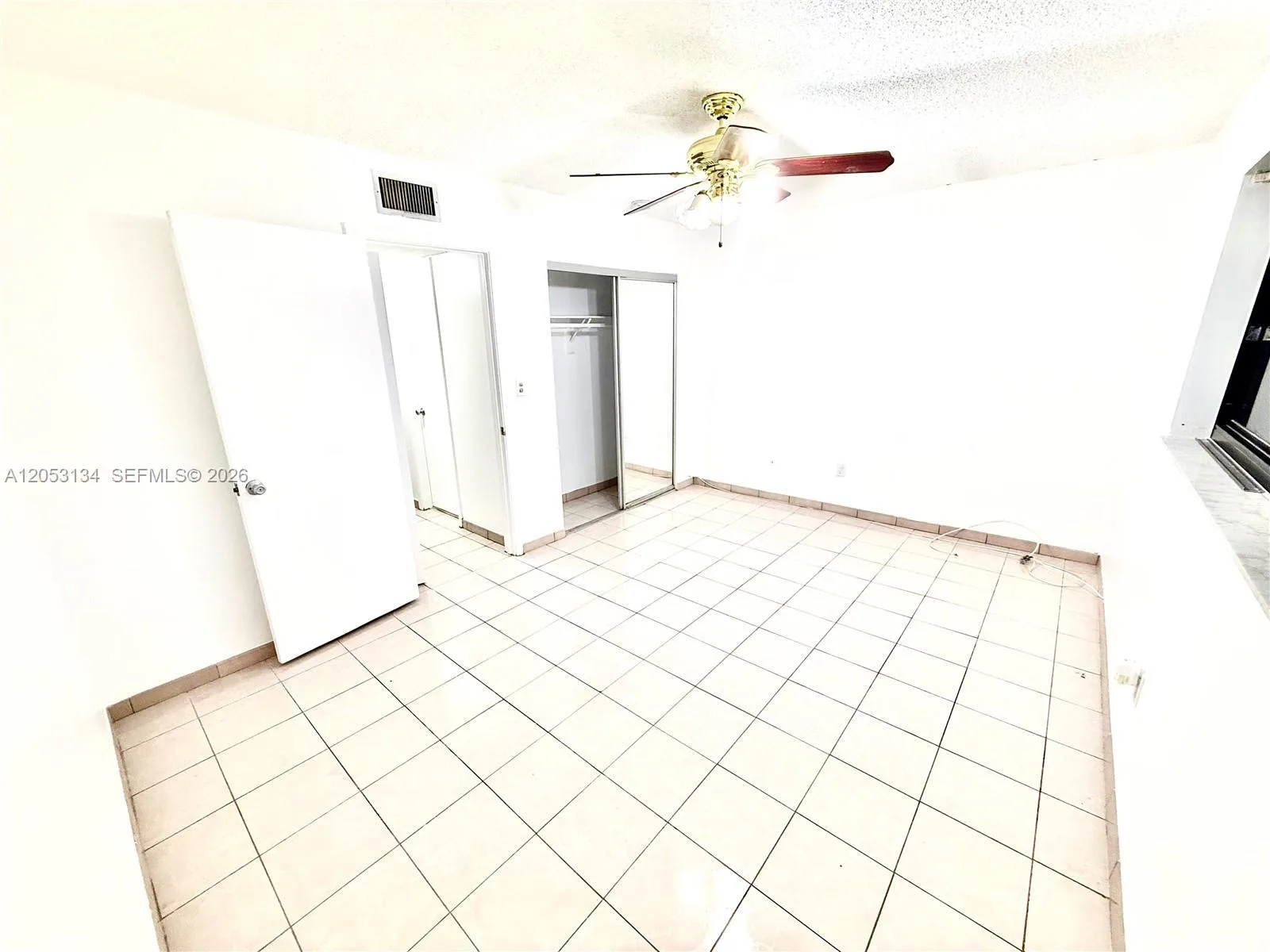 131 SW 109th Ave # L5, Sweetwater, FL 33174 photo 4