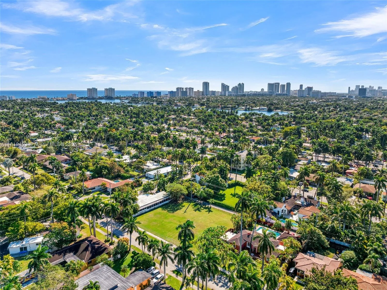 1310 Polk St, Hollywood, FL 33019 photo 4