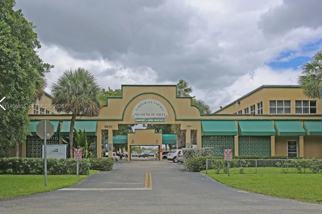 5881 NW 151st St # 203, Miami Lakes, FL 33014
