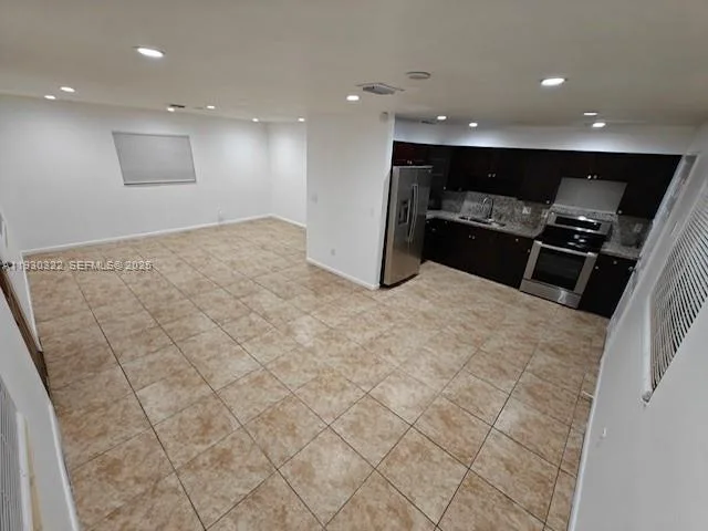 4153 46th Pl, Vero Beach, FL 32967 photo 5