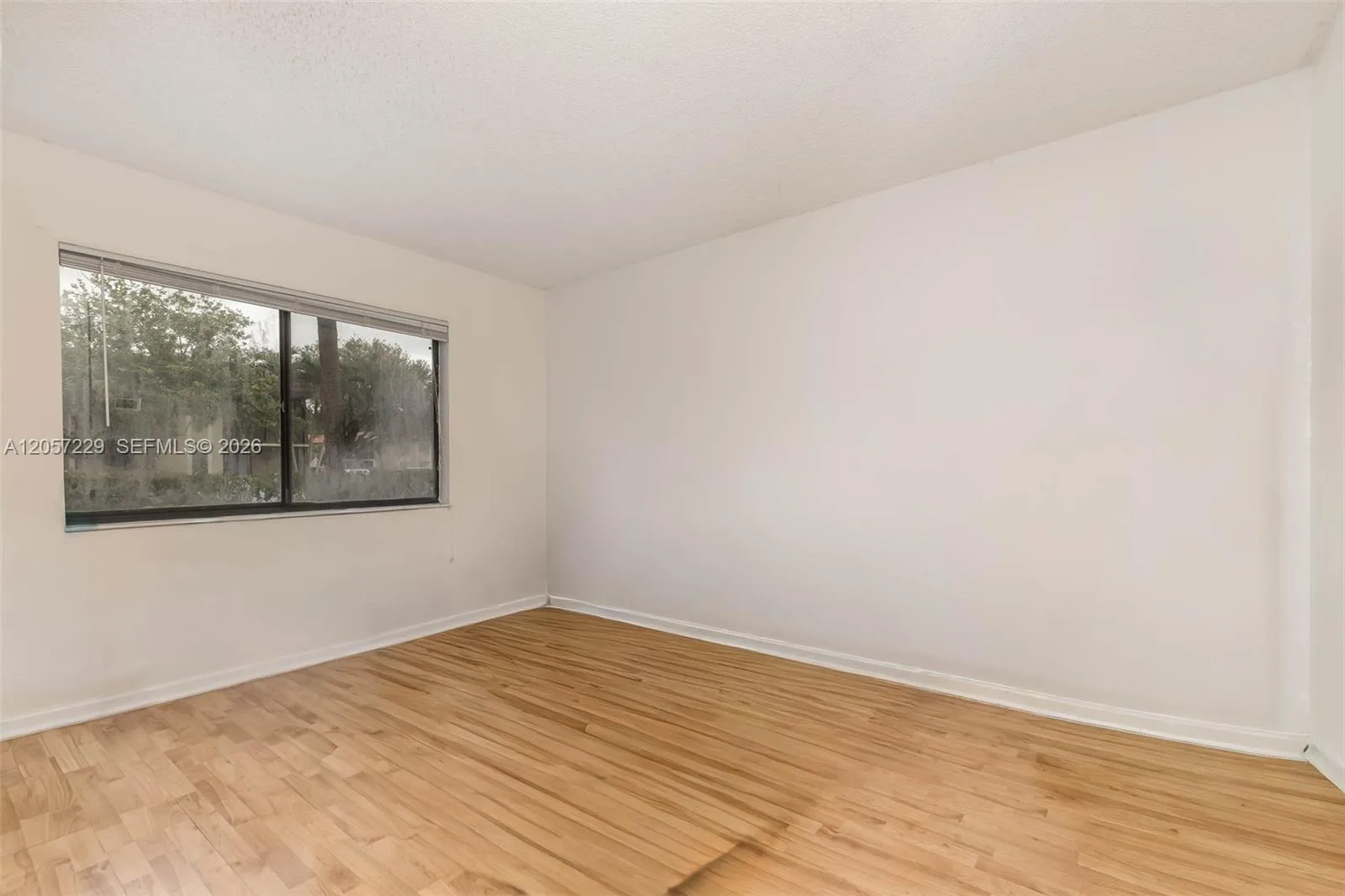 325 Lakeview Dr # 102, Weston, FL 33326 photo 13