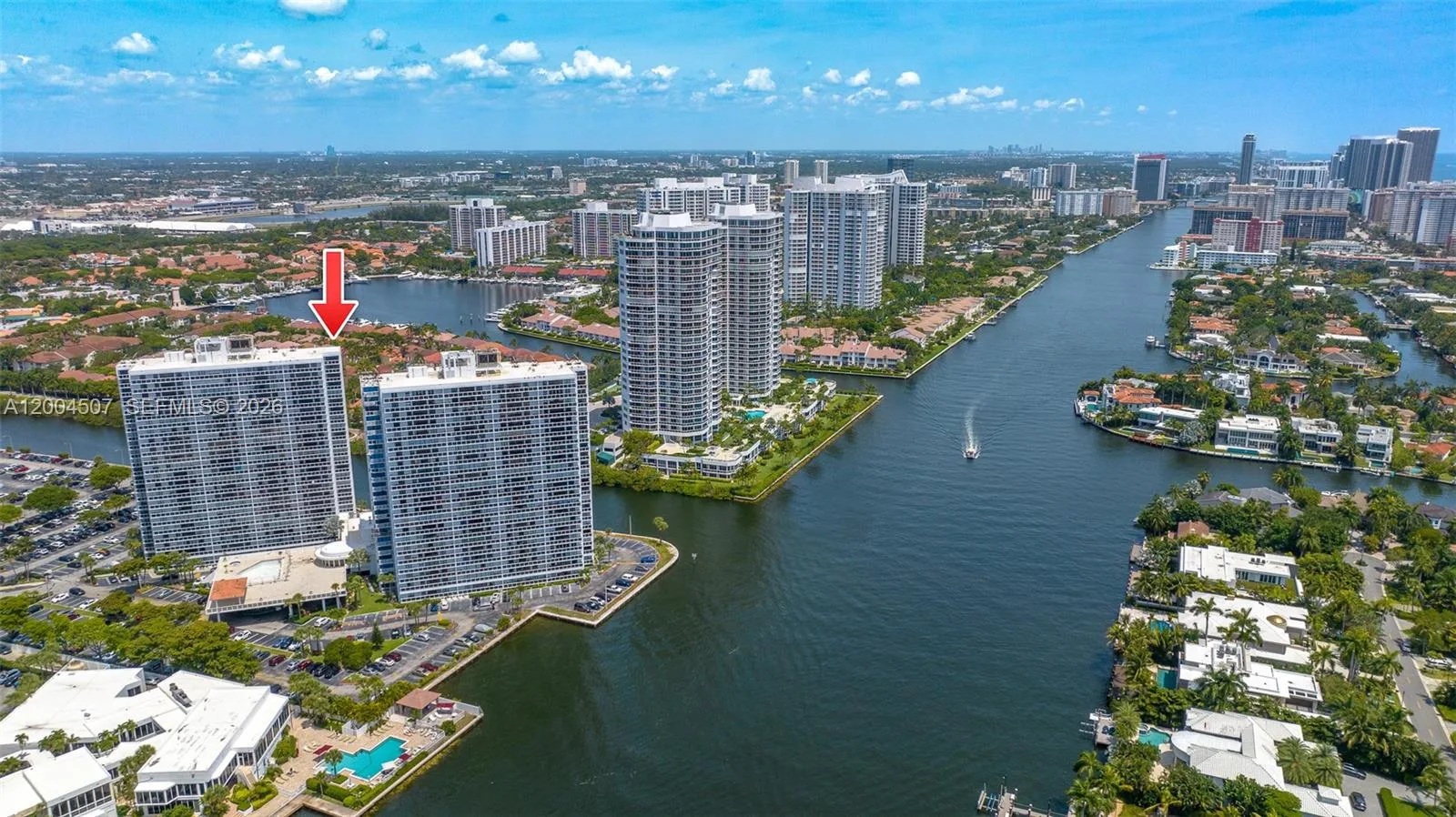 20505 E Country Club Dr # PH-38, Aventura, FL 33180