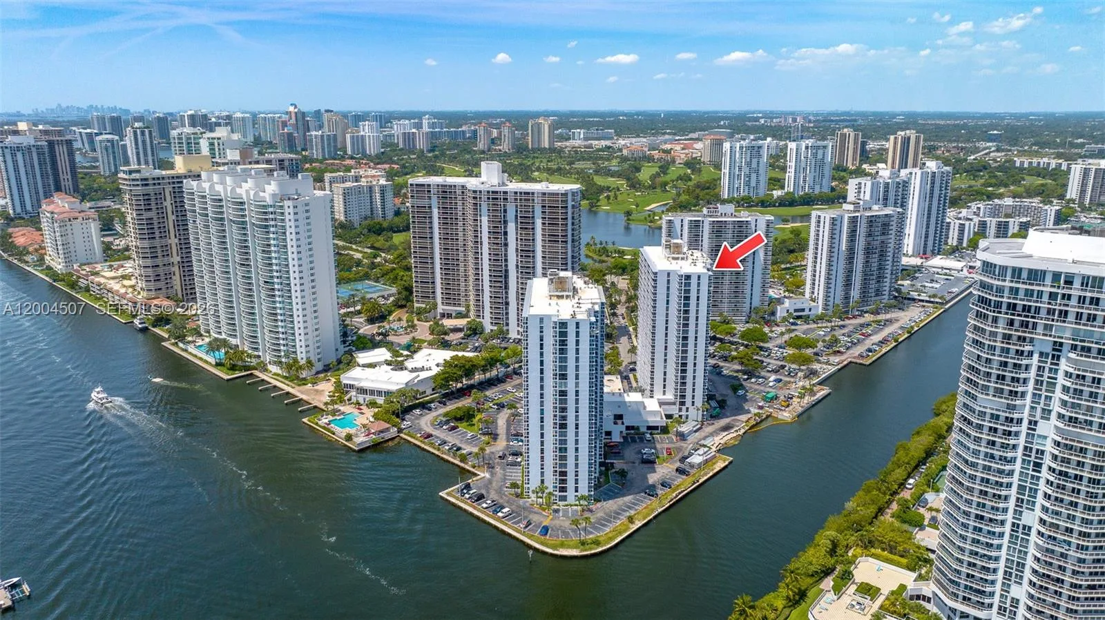 20505 E Country Club Dr # PH-38, Aventura, FL 33180 photo 3