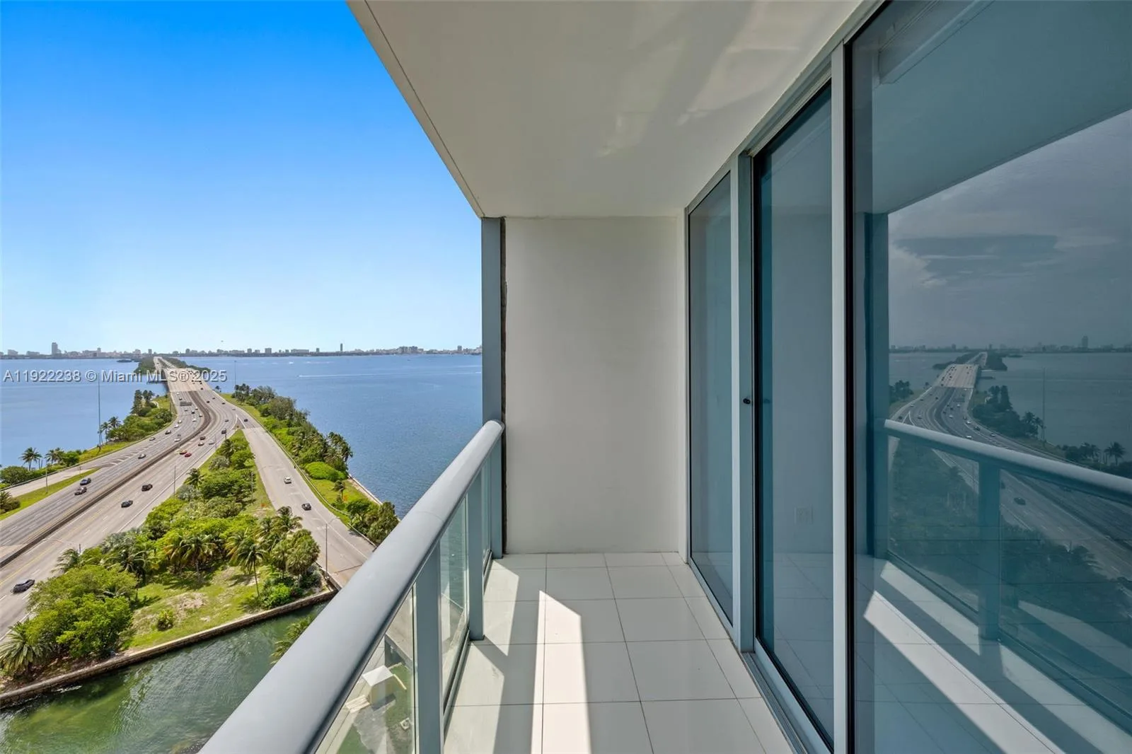 601 NE 36th St # 1511, Miami, FL 33137 photo 5