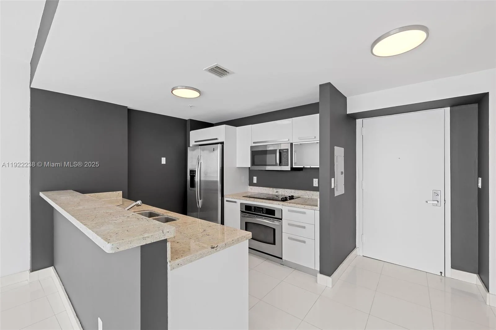 601 NE 36th St # 1511, Miami, FL 33137 photo 9