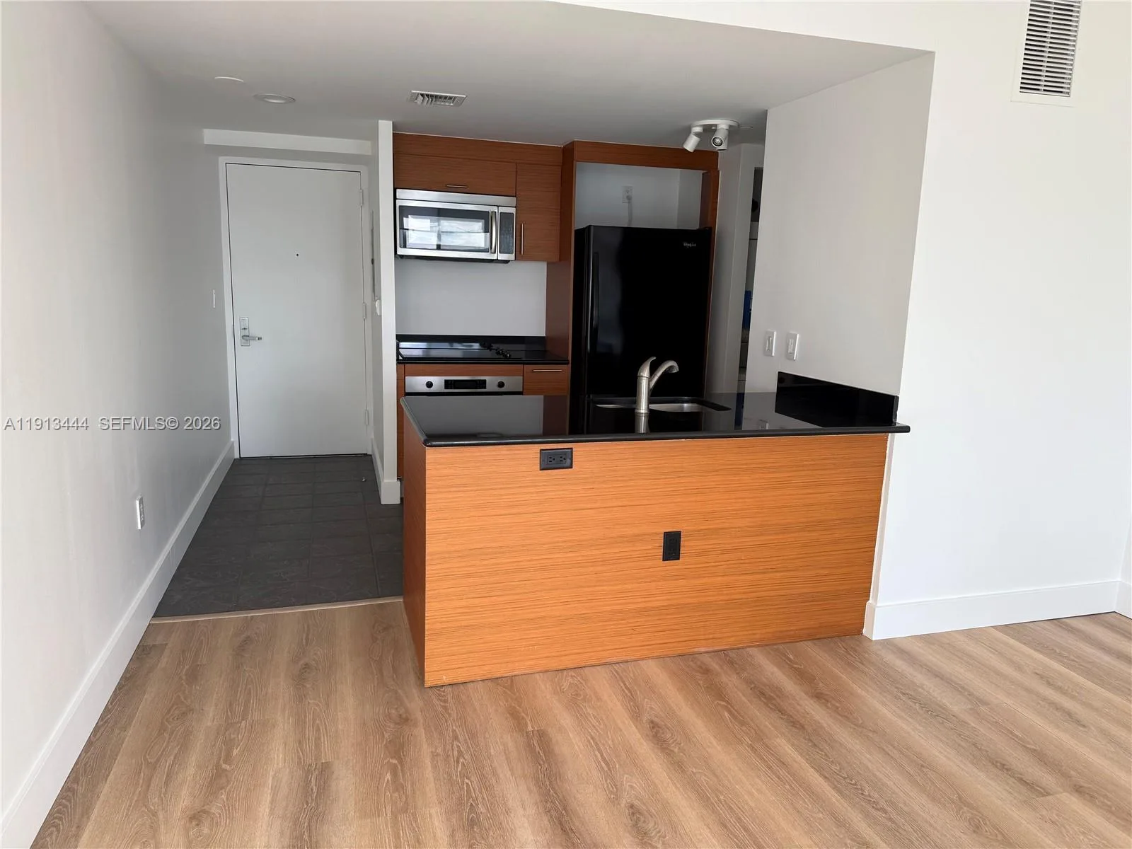 50 Biscayne Blvd # 4807, Miami, FL 33132 photo 11
