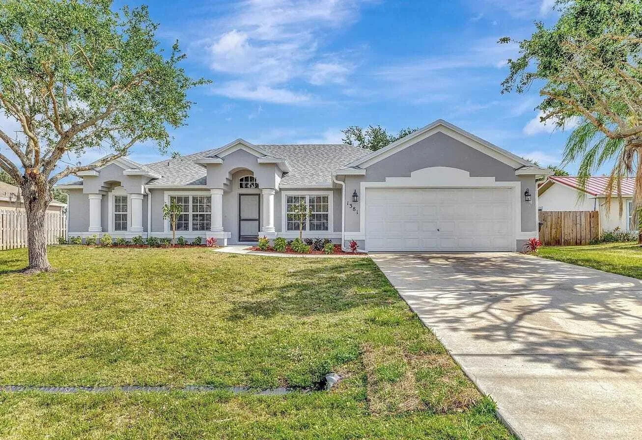 1381 SW BOUGAINVILLEA Avenue # 1, Port St. Lucie, FL 34953