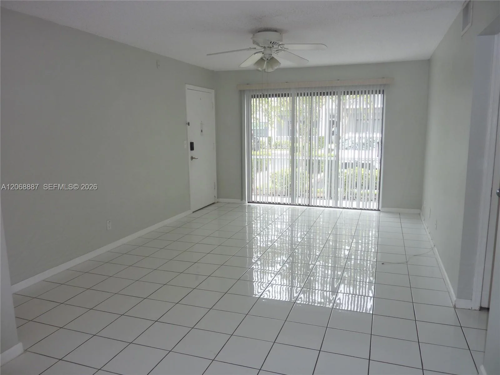 180 Cypress Club Dr # 811, Pompano Beach, FL 33060 photo 6