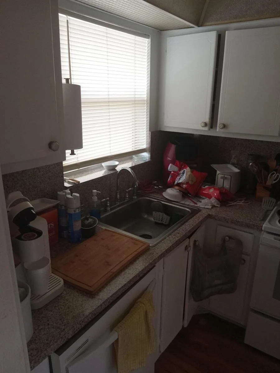 2901 E Sunrise Lakes Drive E # 202, Sunrise, FL 33322