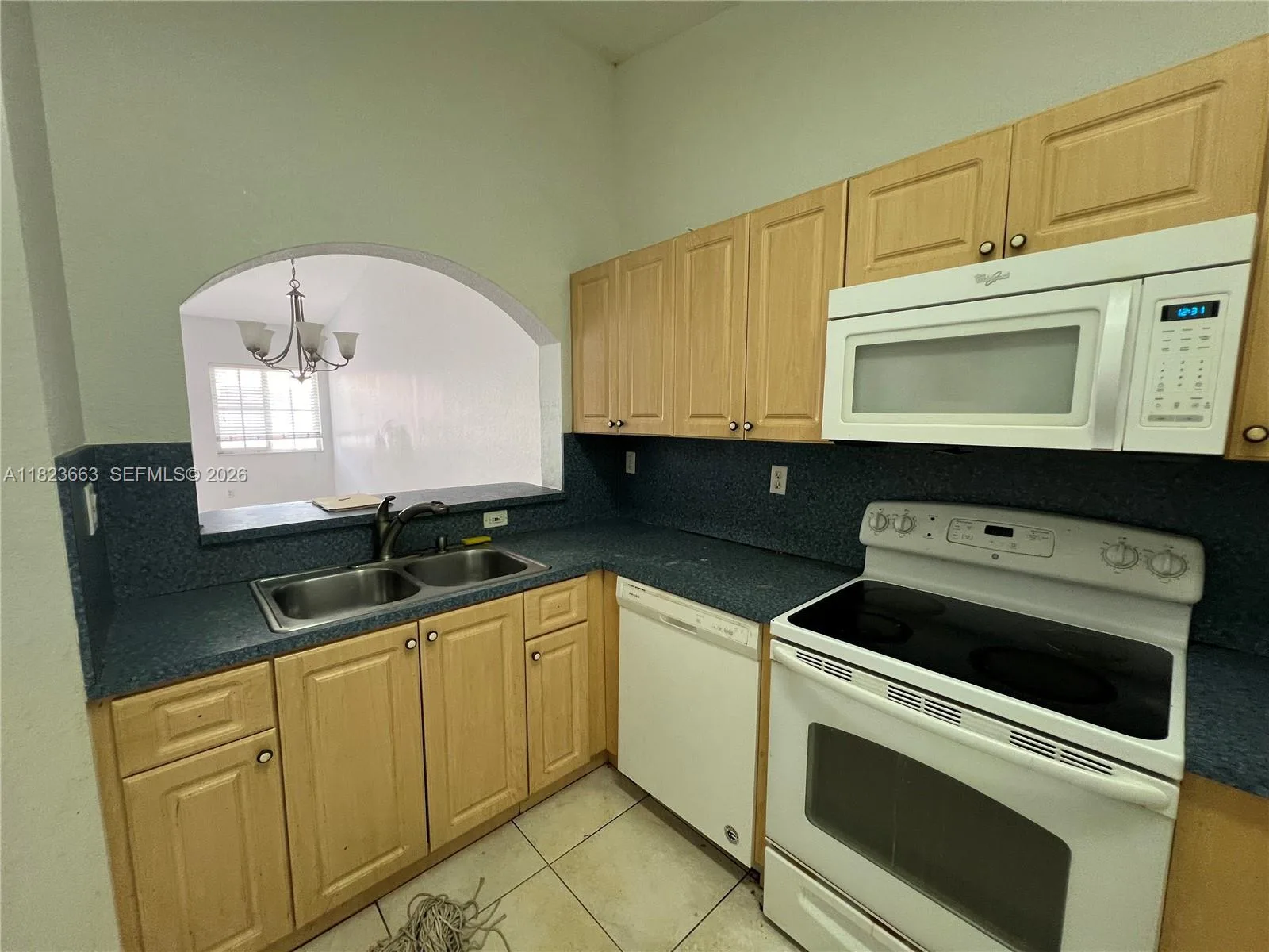 1250 SE 28th Ct # 203, Homestead, FL 33035 photo 4