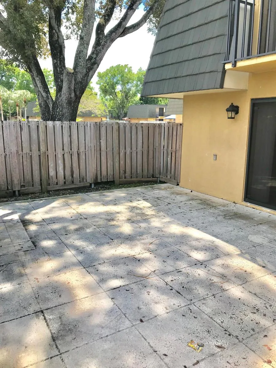 3719 37TH Way, West Palm Beach, FL 33407