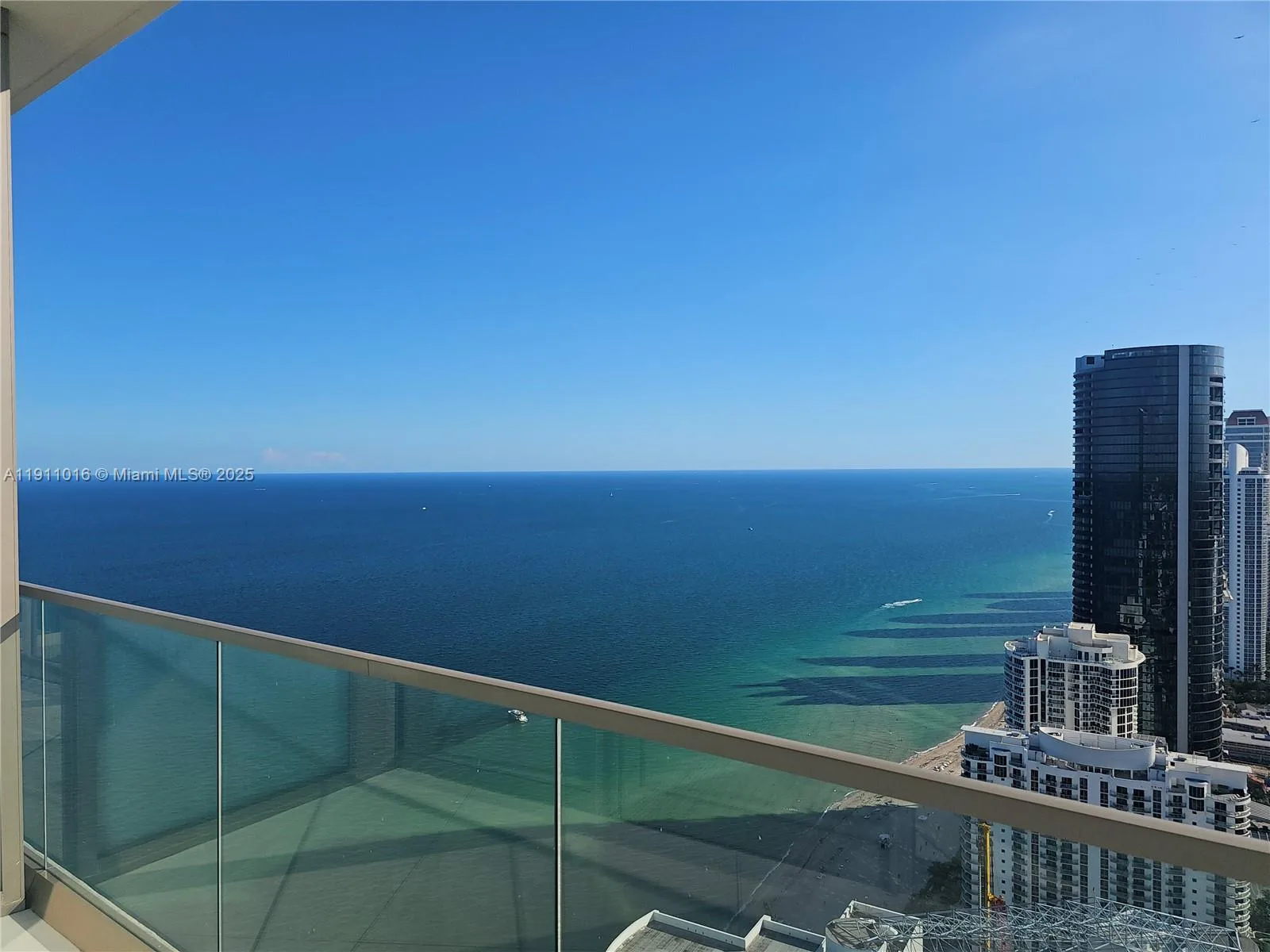 18975 Collins Ave # 4605, Sunny Isles Beach, FL 33160 photo 4