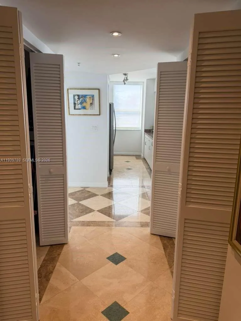 90 Alton Rd # 2912, Miami Beach, FL 33139 photo 4