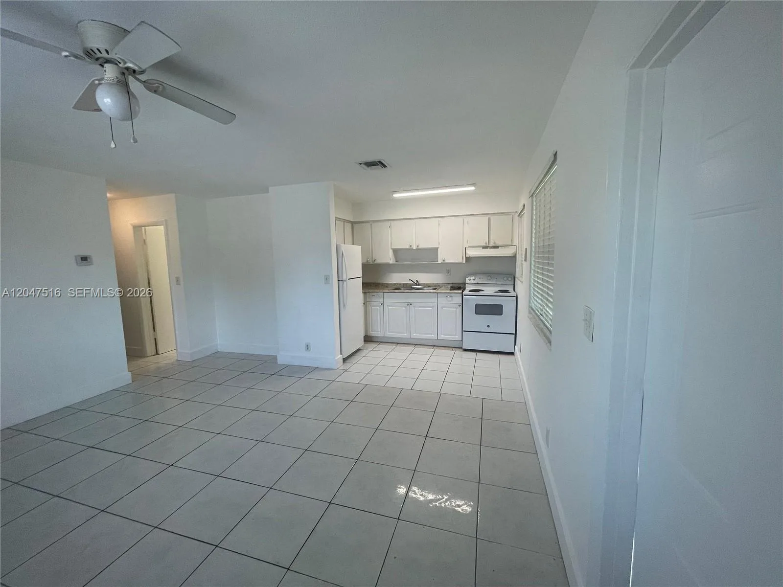 5200 NW 16th St # 1, Lauderhill, FL 33313