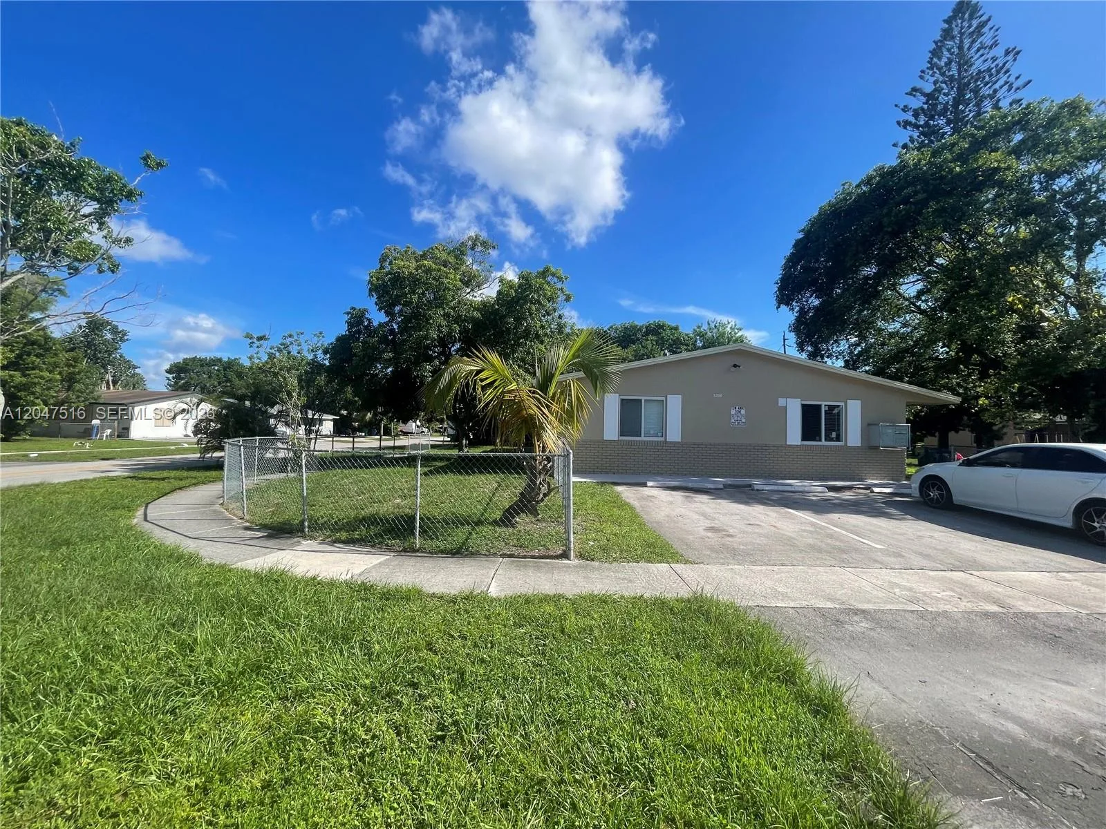 5200 NW 16th St # 1, Lauderhill, FL 33313 photo 2
