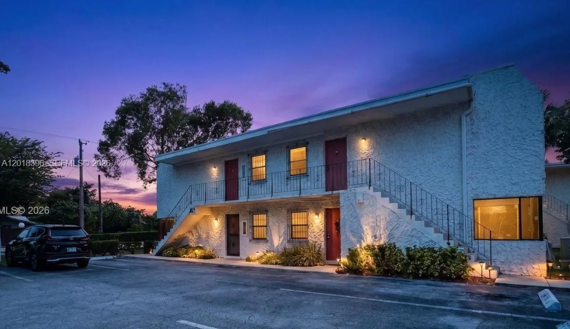 8701 SW 141st St # B4, Palmetto Bay, FL 33176