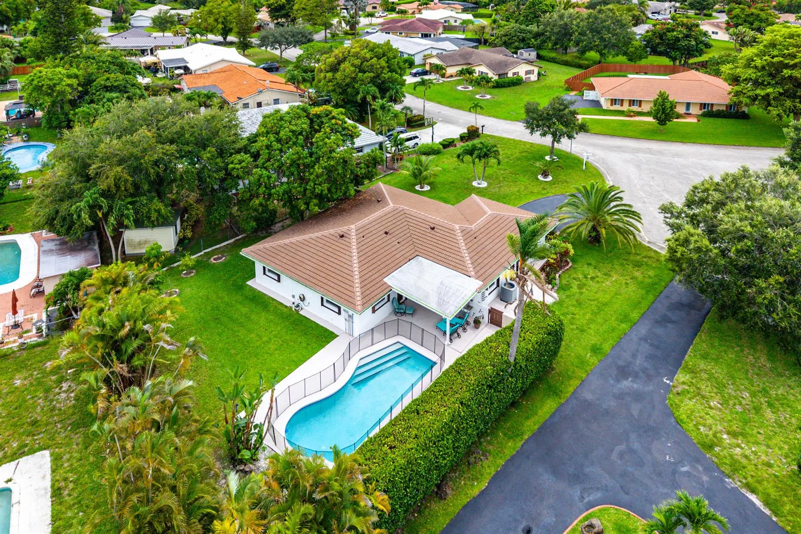 4025 NW 105TH Avenue, Coral Springs, FL 33065 — zdjęcie 2