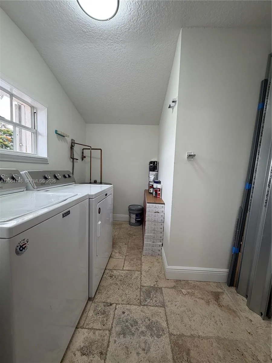 6746 SW 32nd Ter, Miami, FL 33155 photo 11
