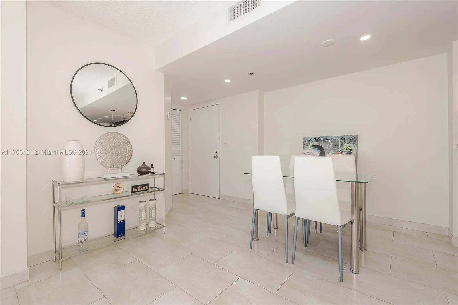 770 Claughton Island Dr # 1914, Miami, FL 33131 photo 9