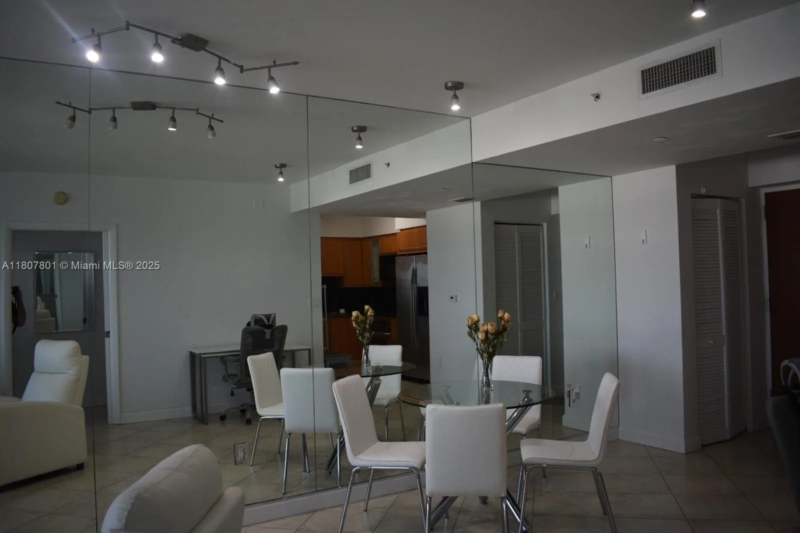 6365 Collins Ave # 2110, Miami Beach, FL 33141 photo 4