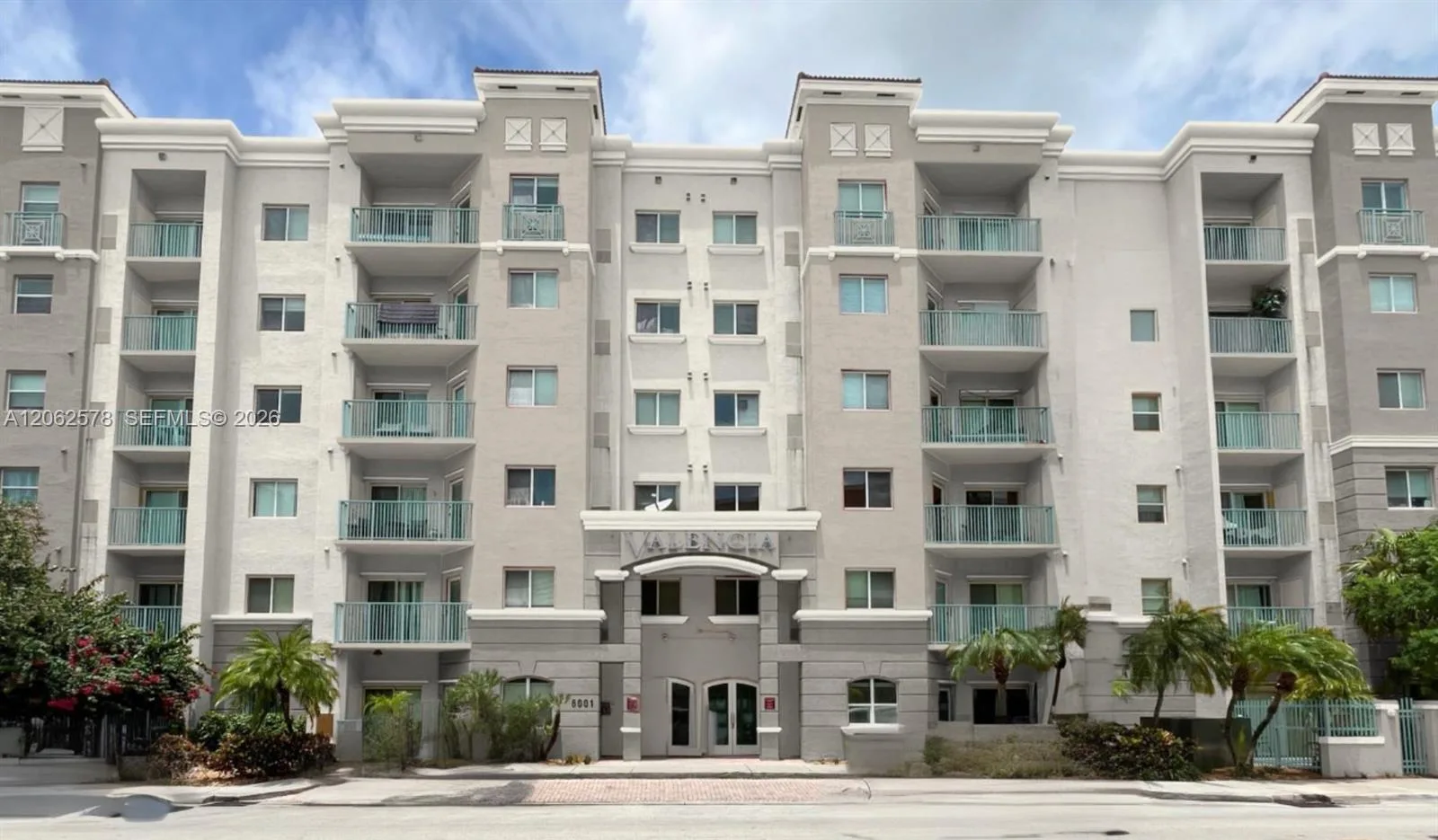 6001 SW 70th St # 453, South Miami, FL 33143 photo 2