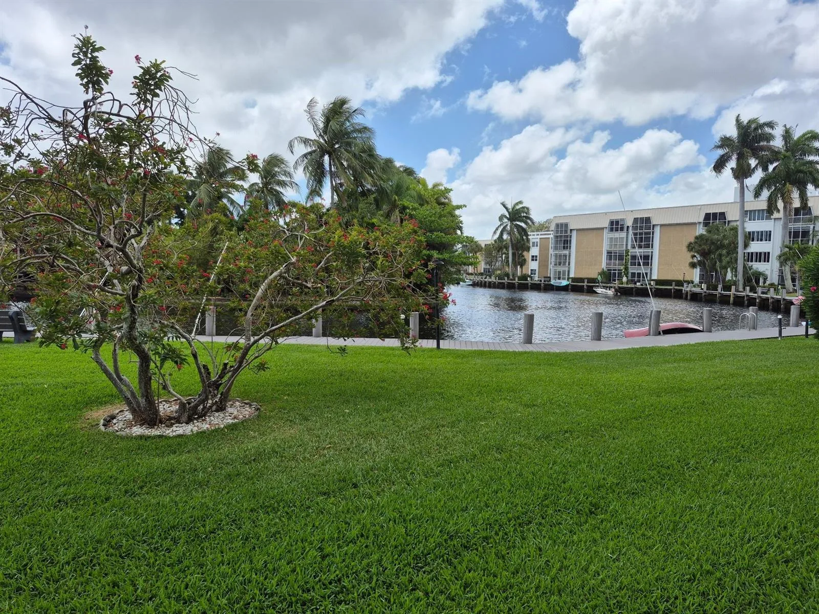 3010 NE 16 Avenue # 102, Oakland Park, FL 33334