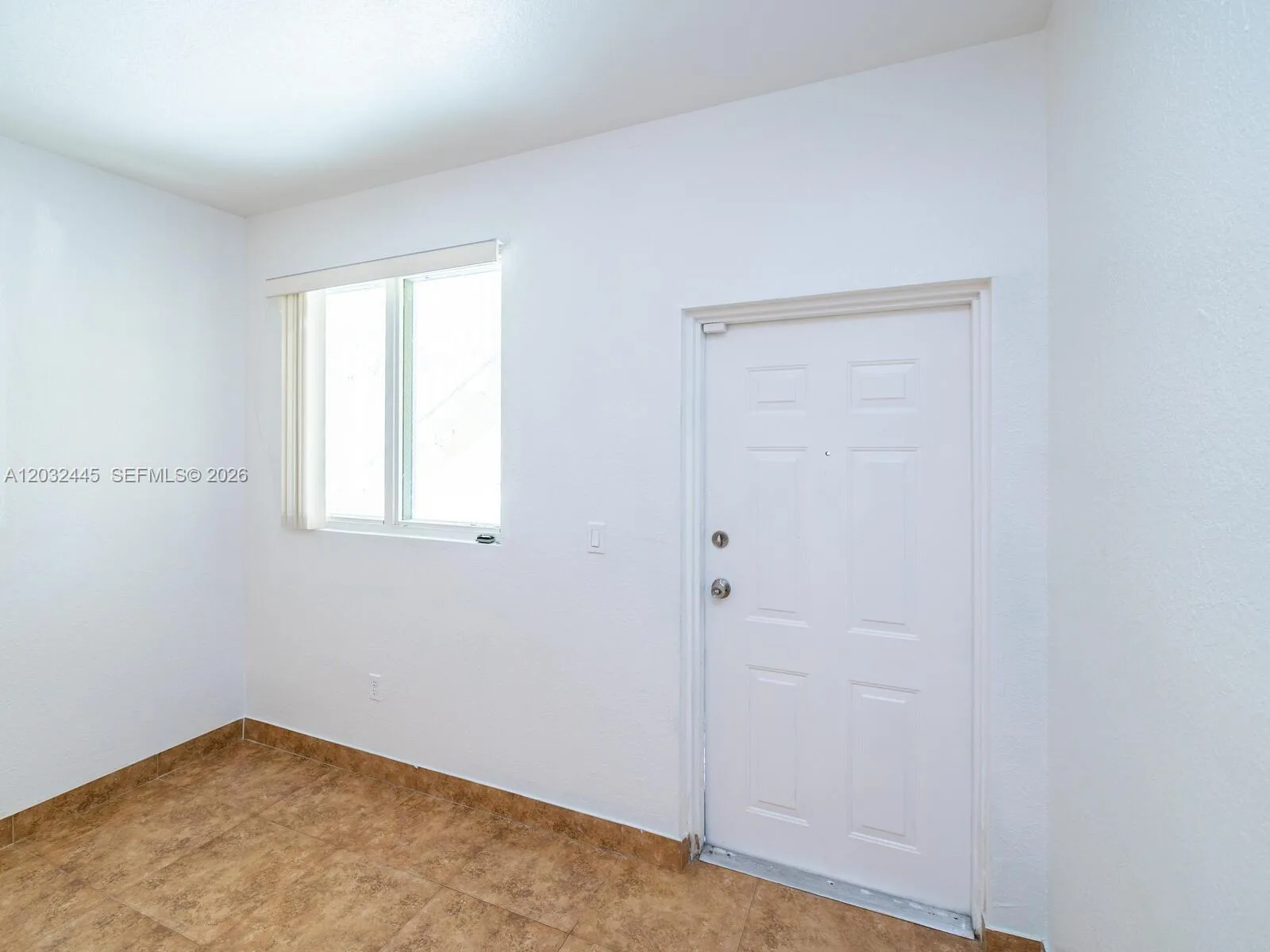 1663 SE 27th Dr # 108, Homestead, FL 33035 photo 5