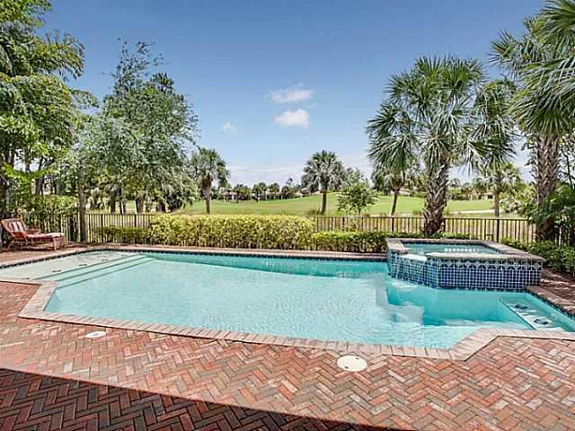 120 Viera Drive, Palm Beach Gardens, FL 33418 photo 12