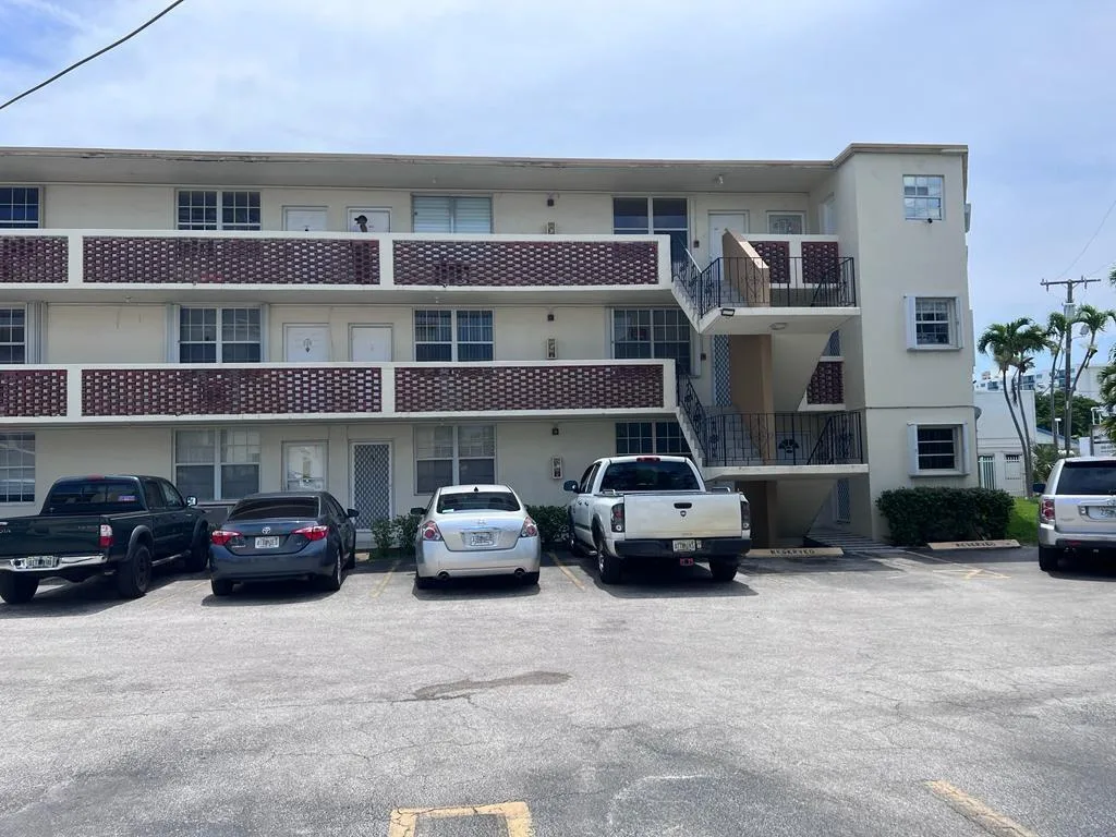 1800 79th Street Causeway # 109, North Bay Village, FL 33141 photo 3