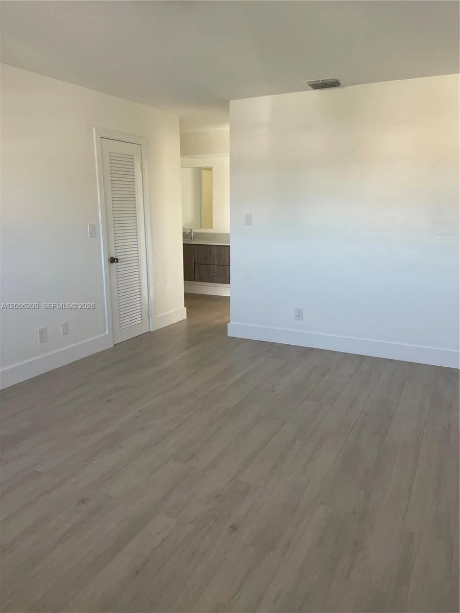 8947 SW 149th Pl, Miami, FL 33196 photo 7
