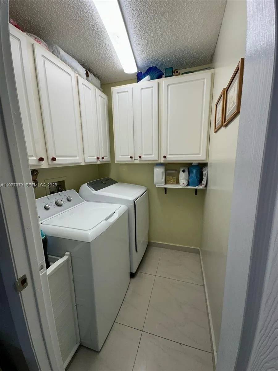 2385 W 69th St # 2385-A, Hialeah, FL 33016 photo 10