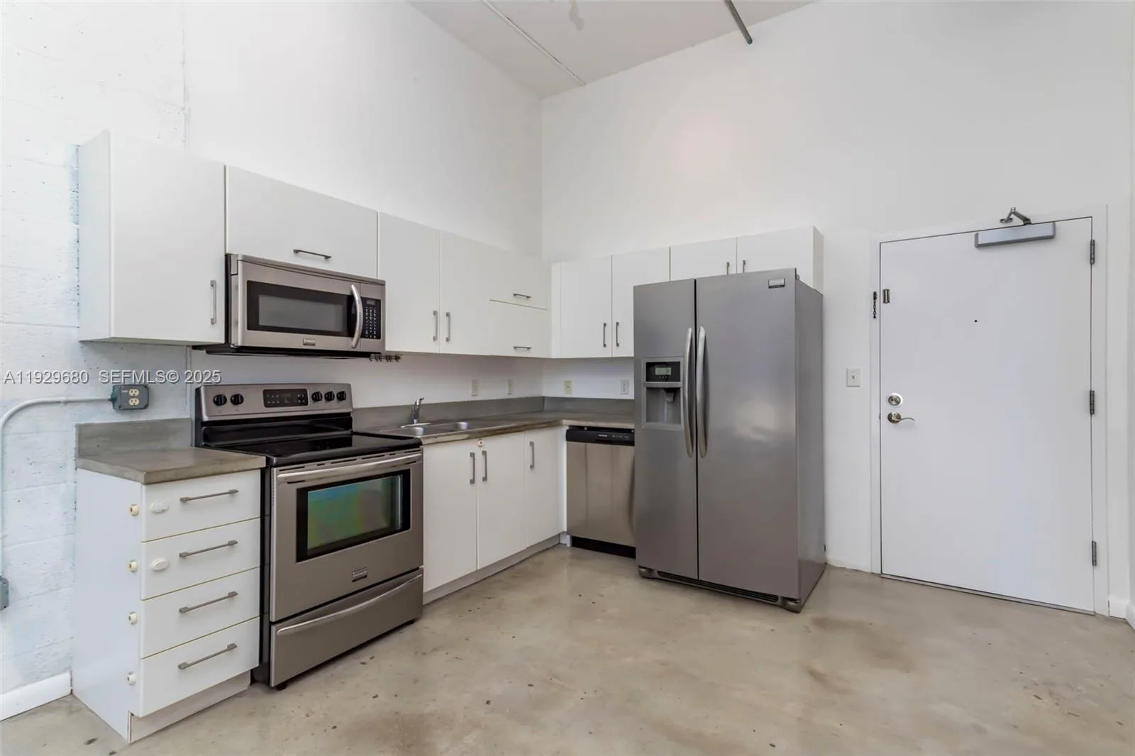 444 NE 30th St # 1105, Miami, FL 33137