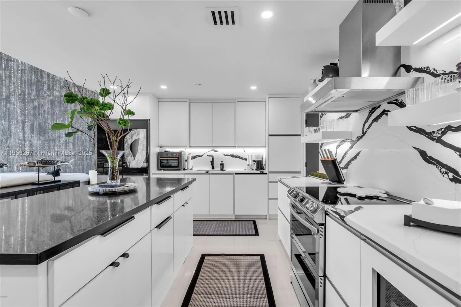 6000 Collins Ave # 134, Miami Beach, FL 33140 photo 6