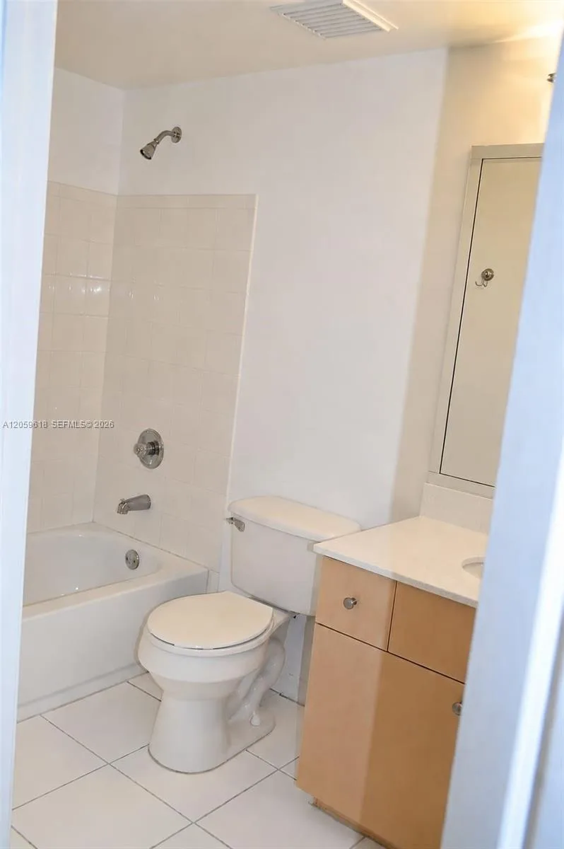 2452 Centergate Dr # 104, Miramar, FL 33025 photo 6