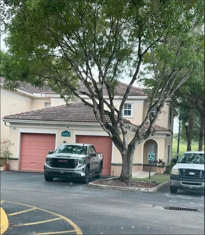2452 Centergate Dr # 104, Miramar, FL 33025 photo 8