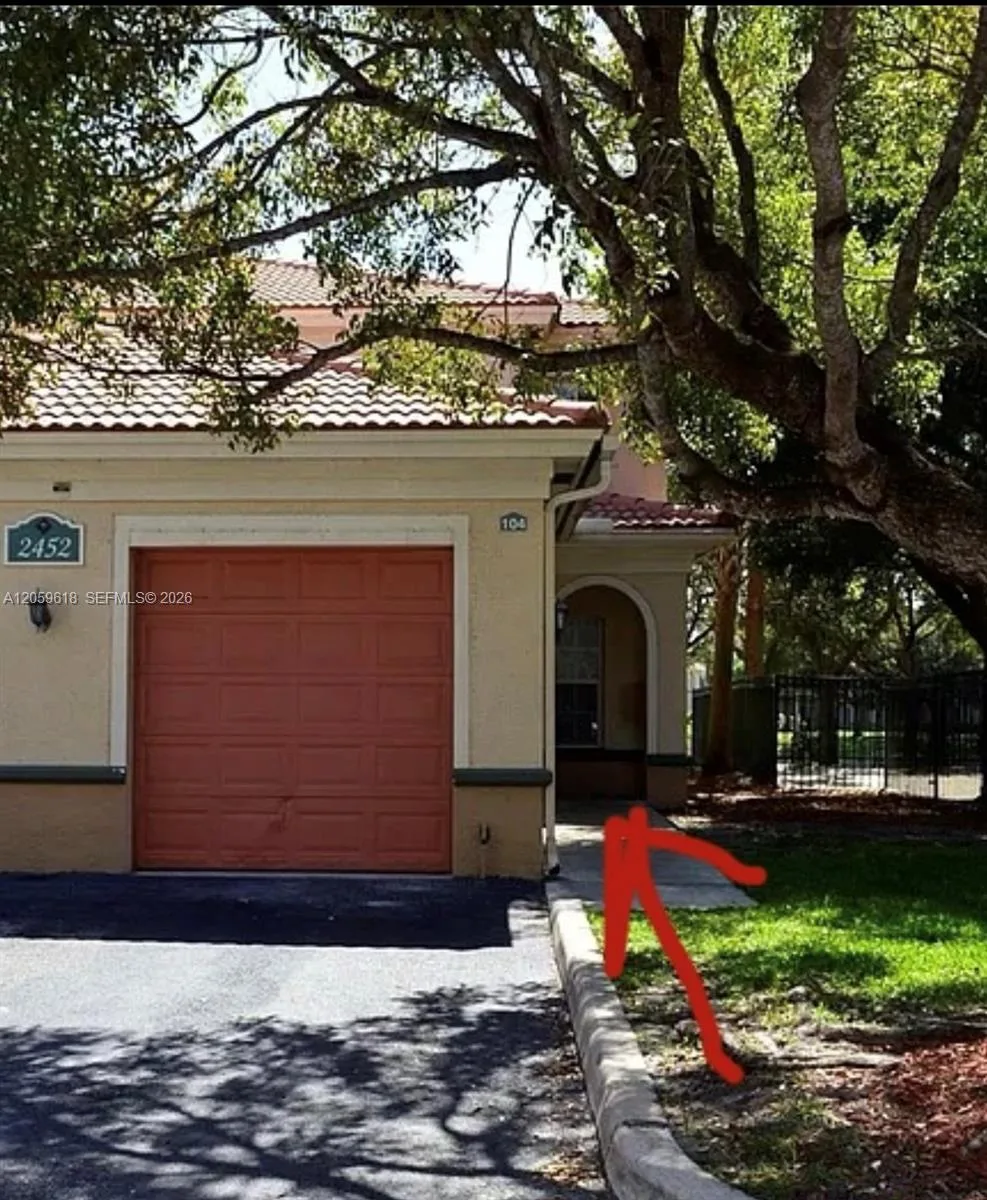 2452 Centergate Dr # 104, Miramar, FL 33025 photo 9