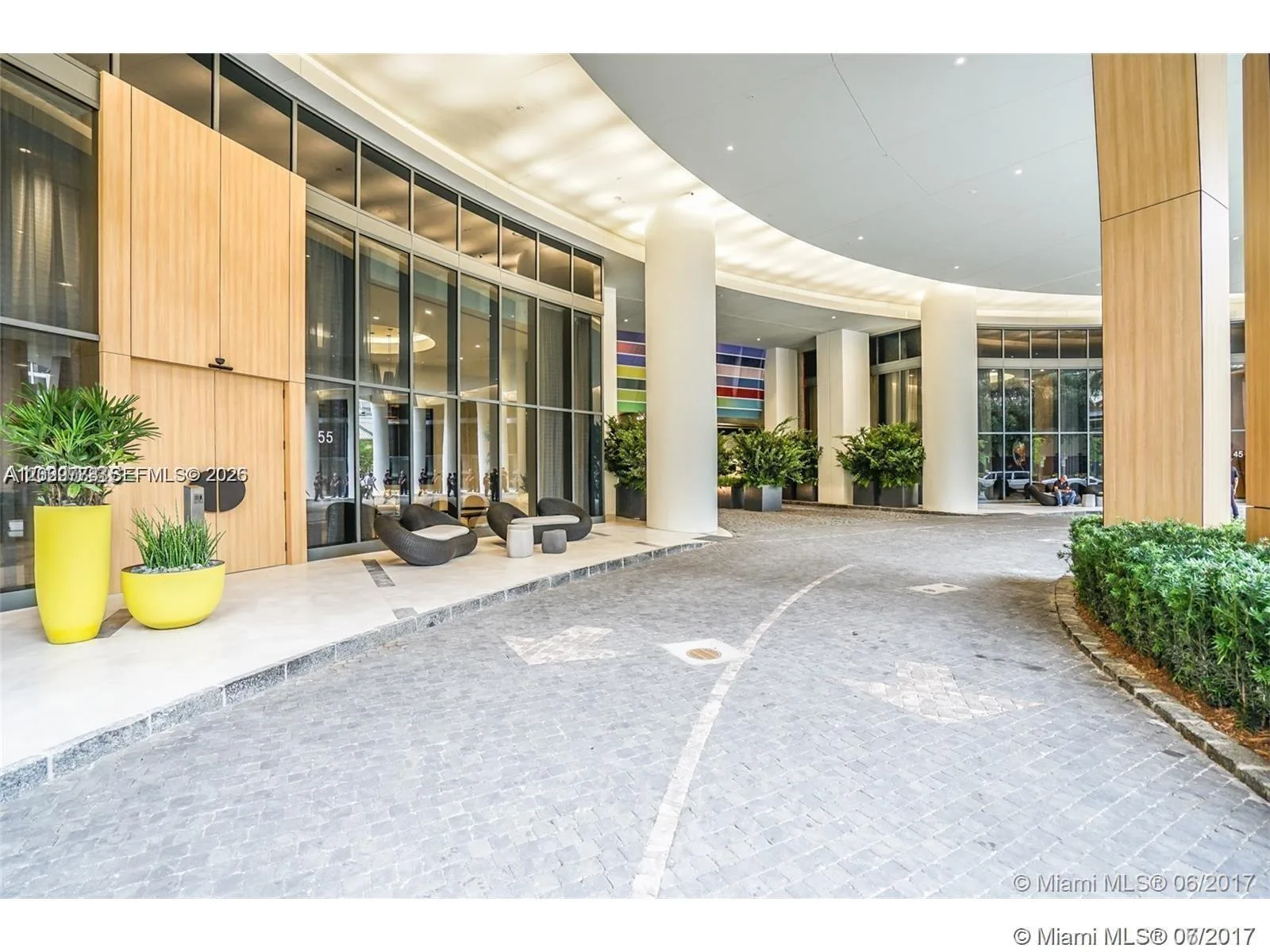 55 SW 9th St # 3409, Miami, FL 33130