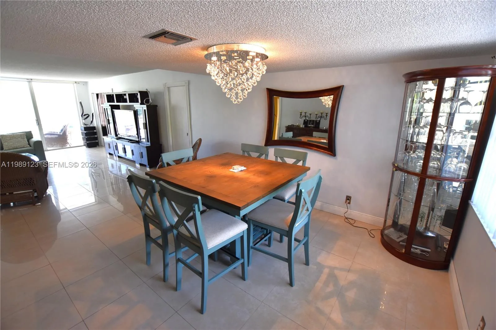 3800 Oaks Clubhouse Dr # 309, Pompano Beach, FL 33069 photo 3