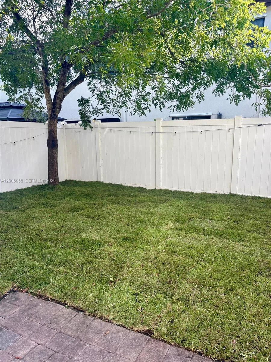 9228 W 33rd Way # 9828, Hialeah, FL 33018 photo 9