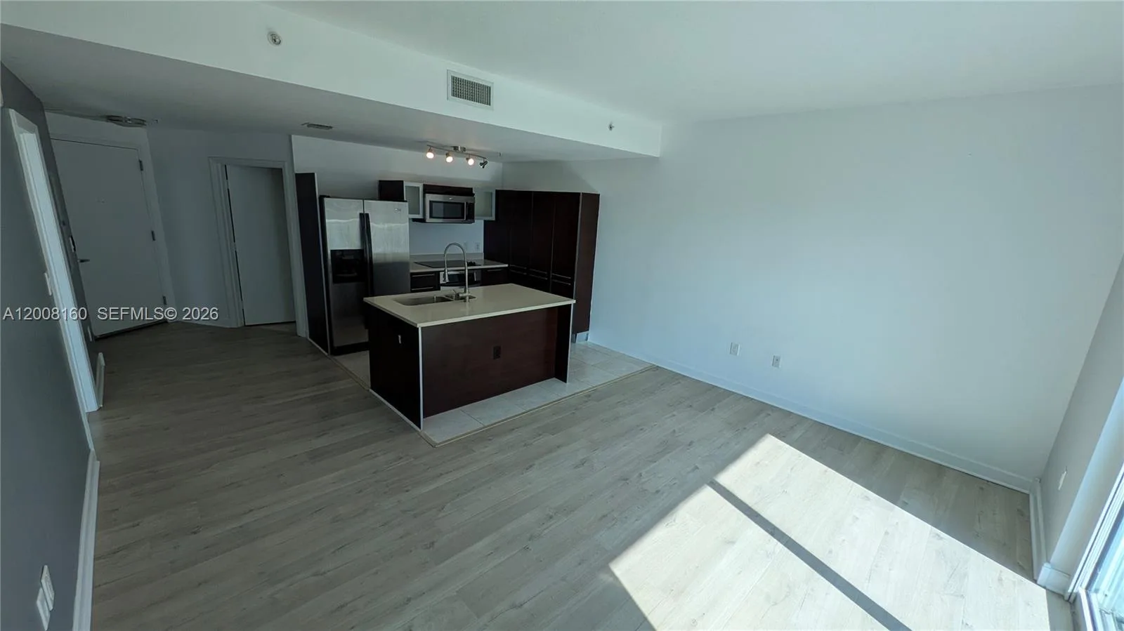 1900 N Bayshore Dr # 4007, Miami, FL 33132 photo 2