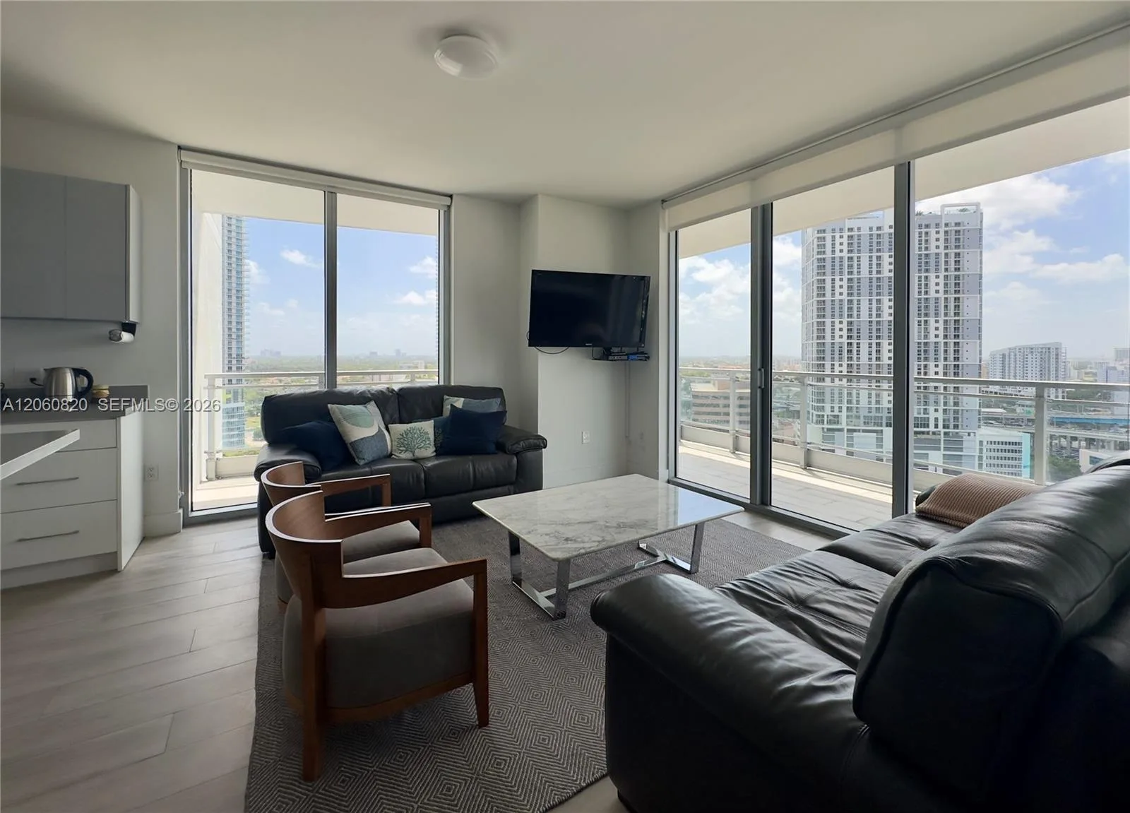 90 SW 3rd St # 2012, Miami, FL 33130