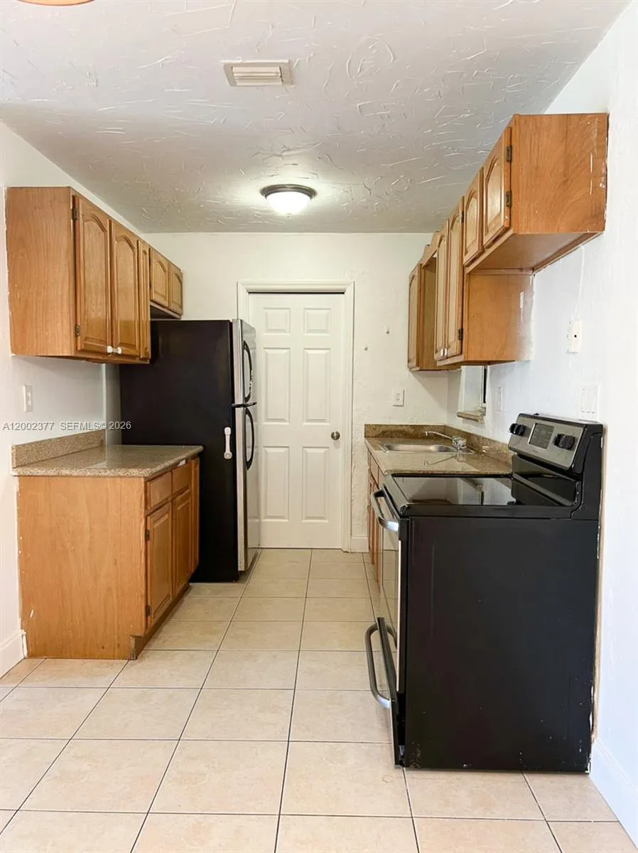 3461 NW 17th St, Lauderhill, FL 33311 photo 5