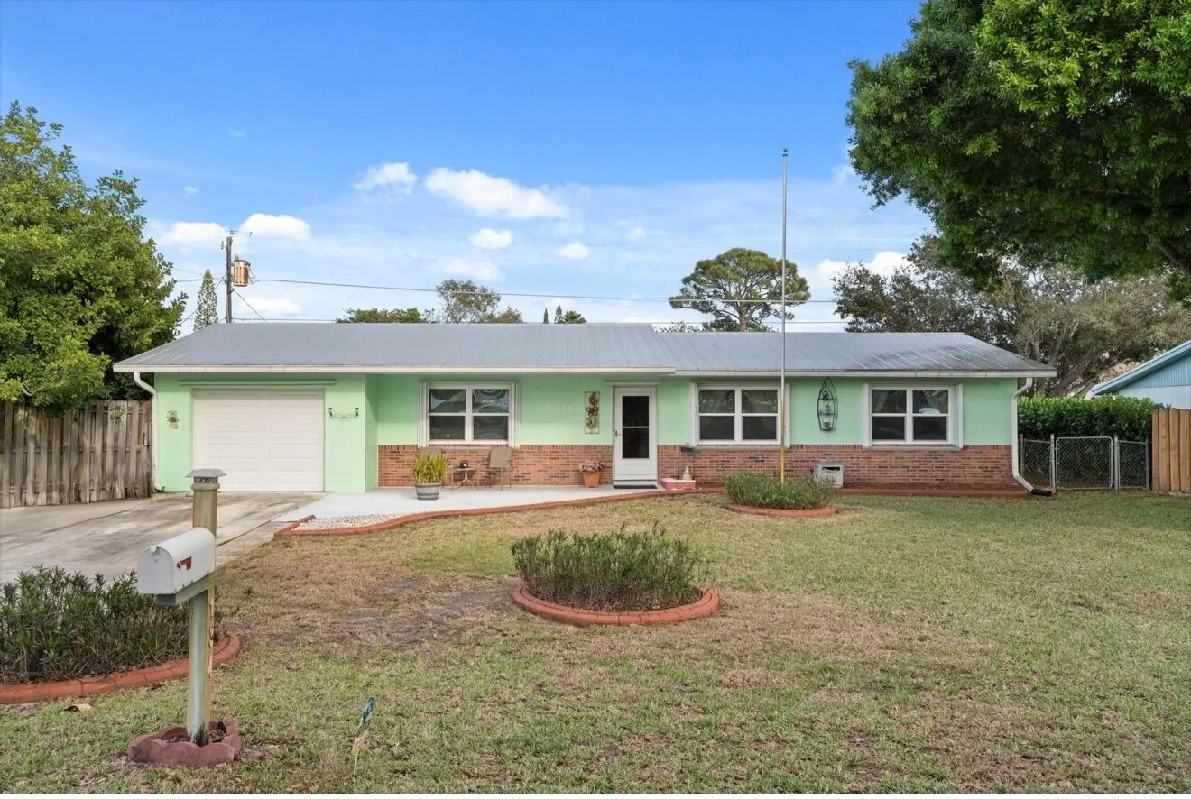 1341 SE Seashell Lane, Stuart, FL 34996