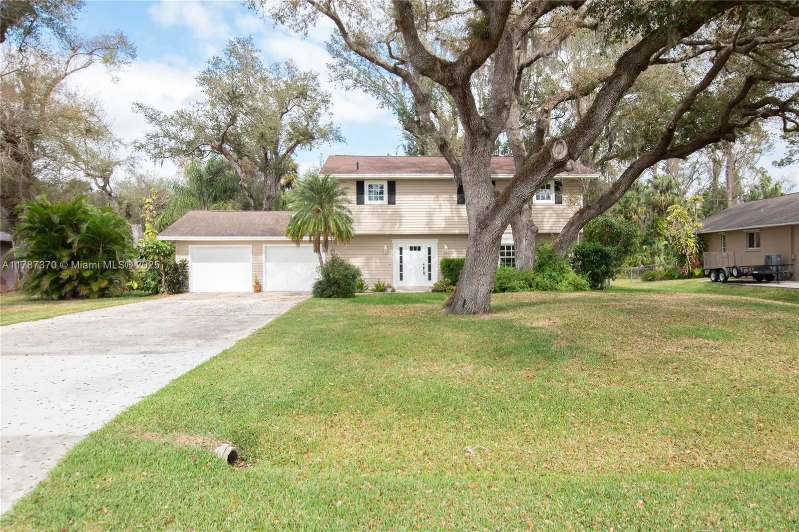 7325 Sean Ln, Fort Myers, FL 33917