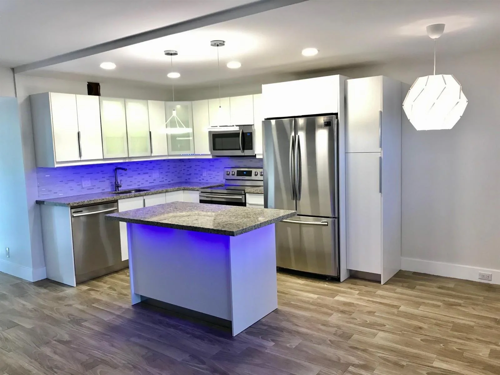 300 SW 134TH Way # 210E, Pembroke Pines, FL 33027