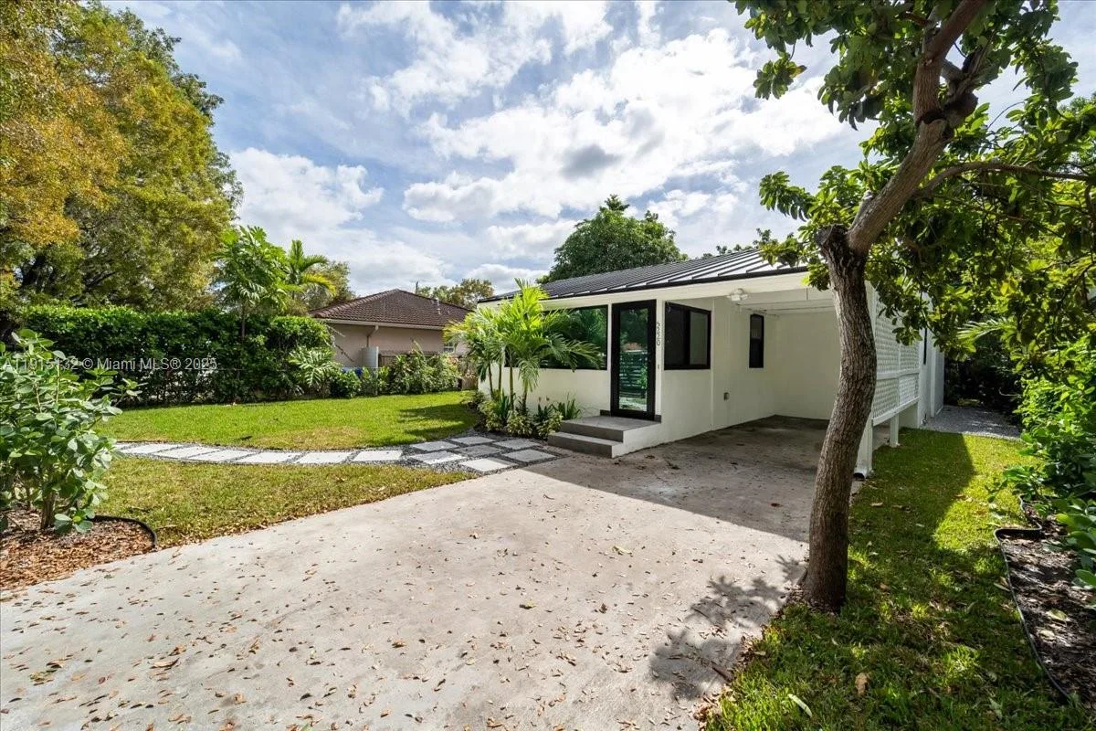 5220 SW 6 ST, Miami, FL 33134 photo 11