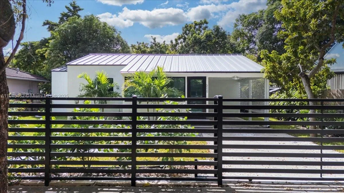 5220 SW 6 ST, Miami, FL 33134 photo 2