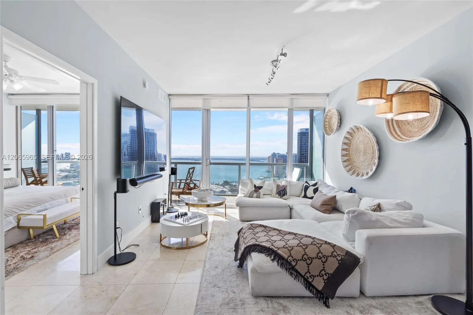 888 Biscayne Blvd # 4203, Miami, FL 33132
