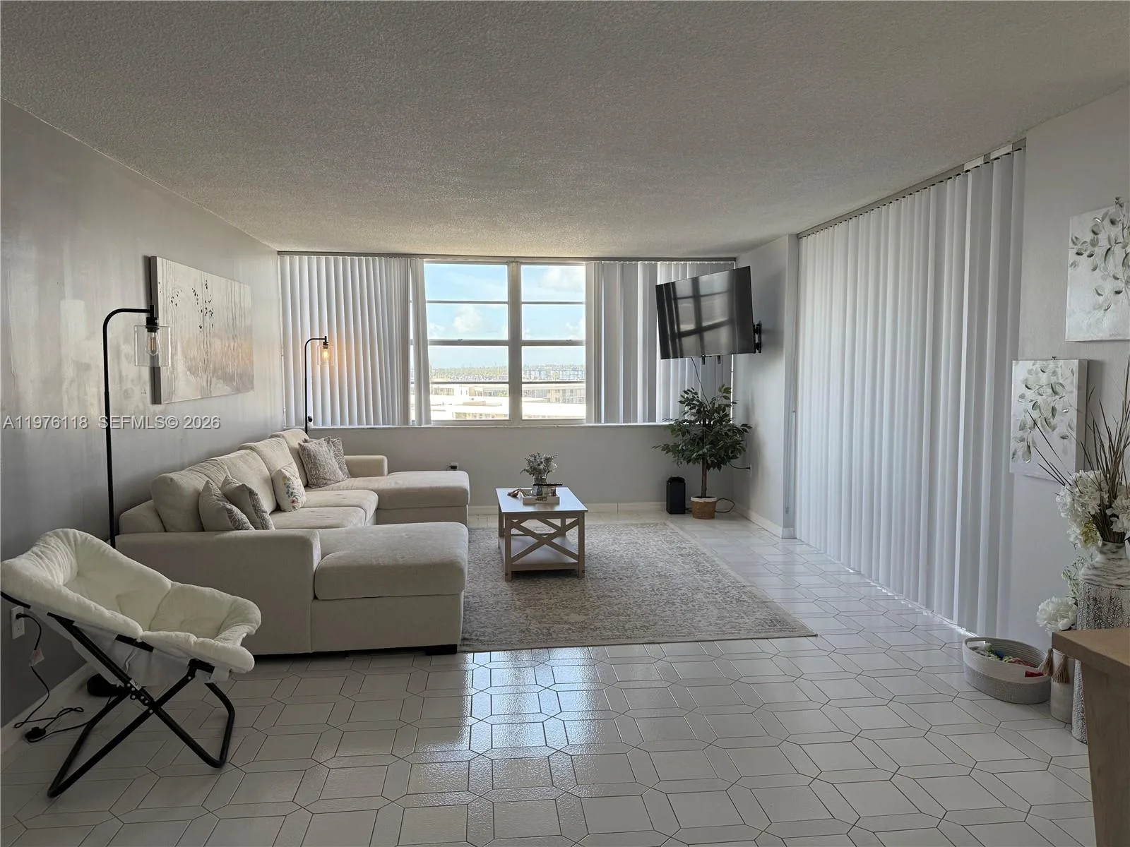 18011 Biscayne Blvd # 805, Aventura, FL 33160 photo 4
